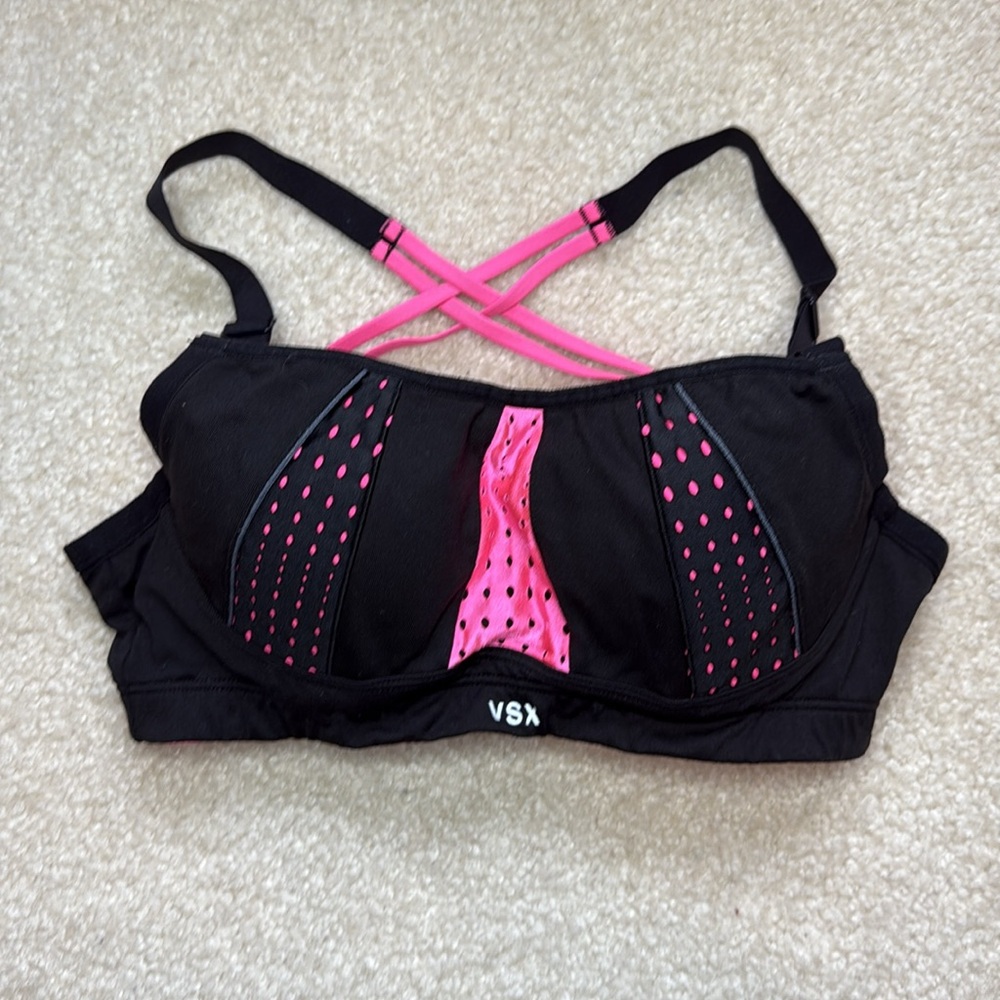EUC VSX sports bra